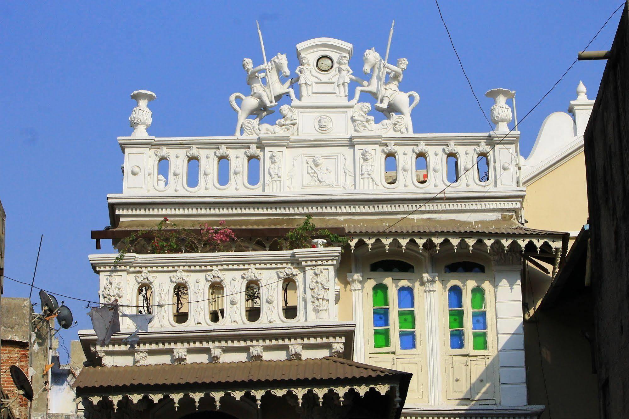 Hotel French Haveli à Ahmedabad Extérieur photo