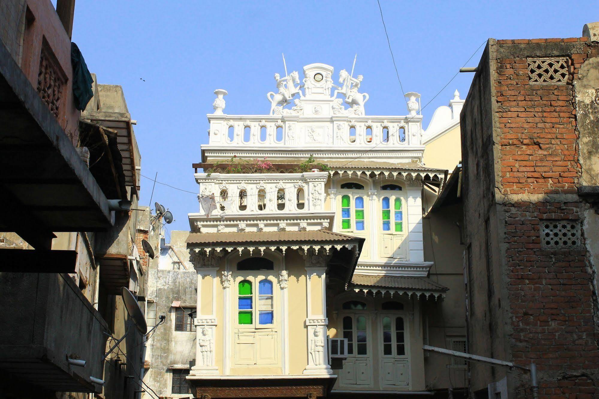 Hotel French Haveli à Ahmedabad Extérieur photo