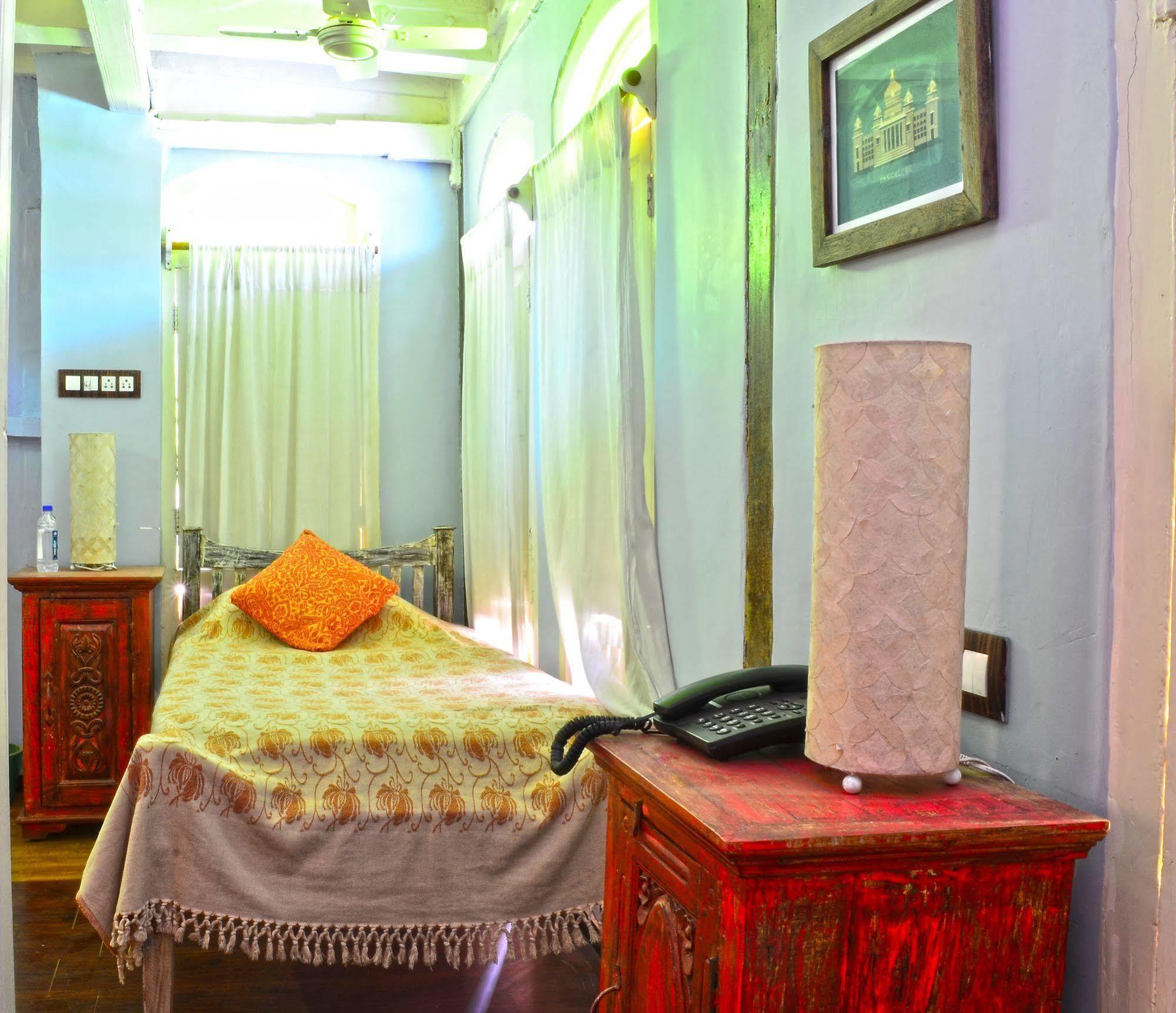 Hotel French Haveli à Ahmedabad Extérieur photo